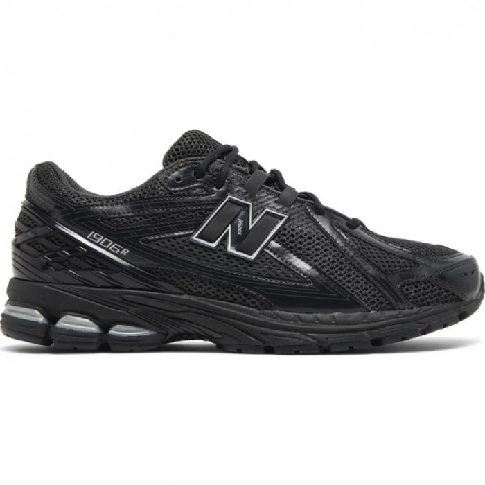 Кроссовки New Balance 1906R BLACK METALLIC SILVER