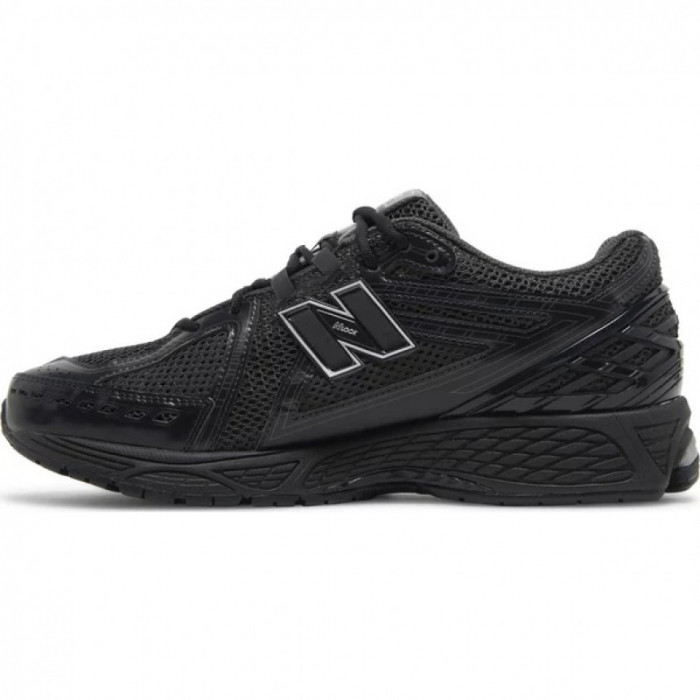 Кроссовки New Balance 1906R BLACK METALLIC SILVER