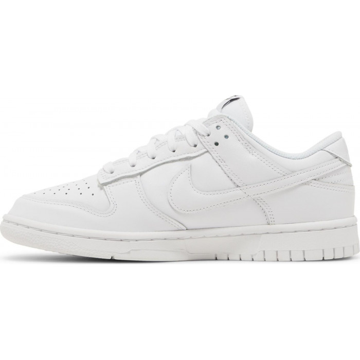 DUNK LOW TRIPLE WHITE