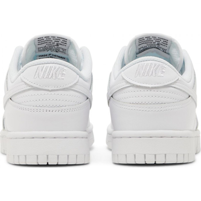 DUNK LOW TRIPLE WHITE