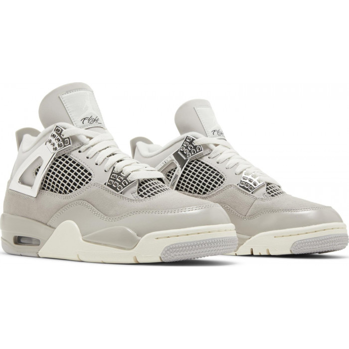 AIR JORDAN 4 RETRO FROZEN MOMENTS